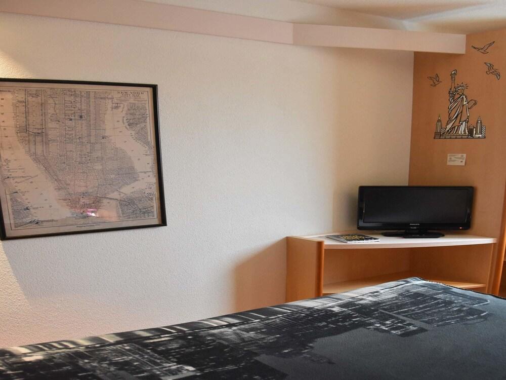 弗里堡宜必思酒店 外观 照片