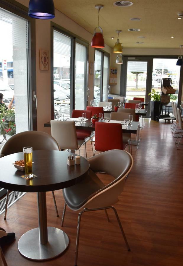 弗里堡宜必思酒店 外观 照片